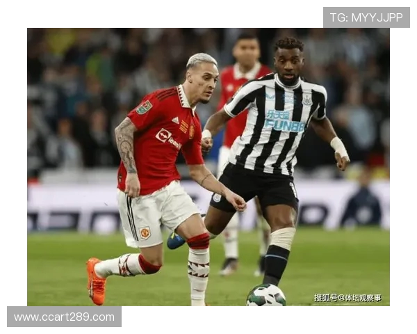 《英联杯看点：火力全开的小蜜蜂迎战曾掀翻曼联翻曼联的硬骨头格林斯比》